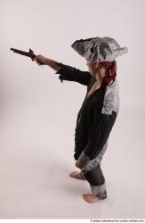  JACK PIRATE STANDING POSE WITH GUN